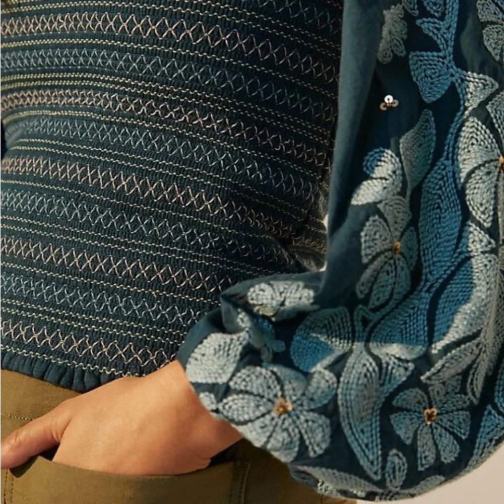 Anthropologie Boho Teal Embroidered Smocked Blouse with Puff Sleeves size Medium - Picture 4 of 10